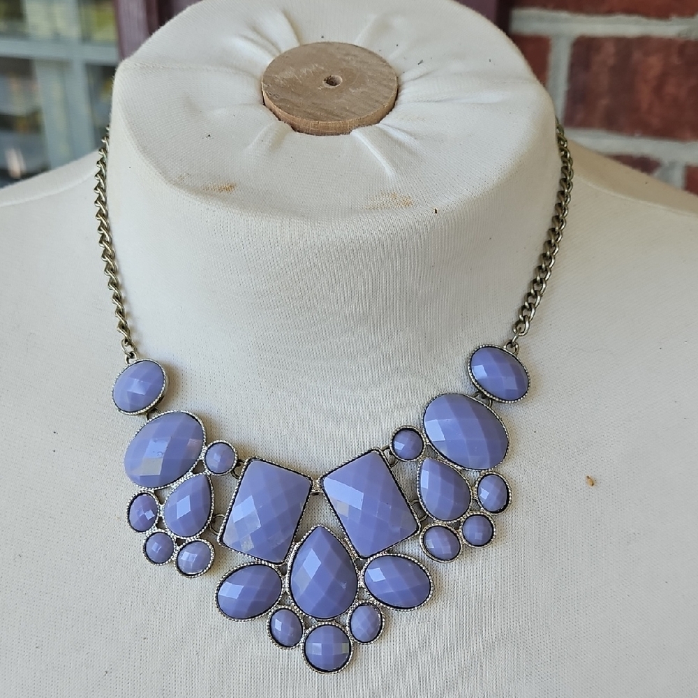 Elegant Purple Statement Necklace